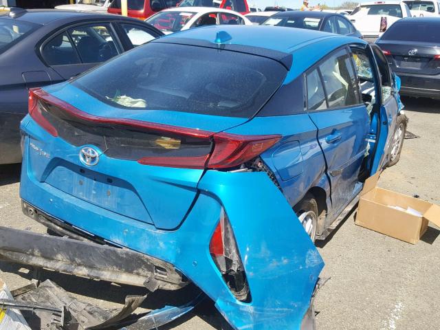 JTDKARFP1H3020072 - 2017 TOYOTA PRIUS PRIM 蓝色 照片 4