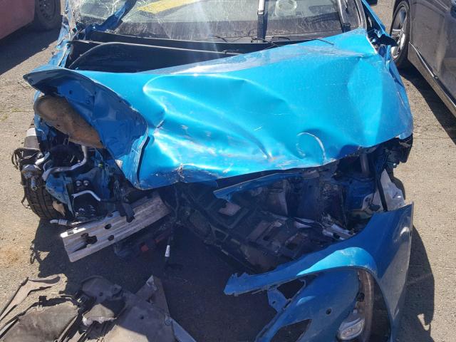 JTDKARFP1H3020072 - 2017 TOYOTA PRIUS PRIM 蓝色 照片 7