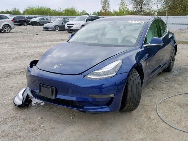 5YJ3E1EBXJF108093 - 2018 TESLA MODEL 3 BLUE photo 2