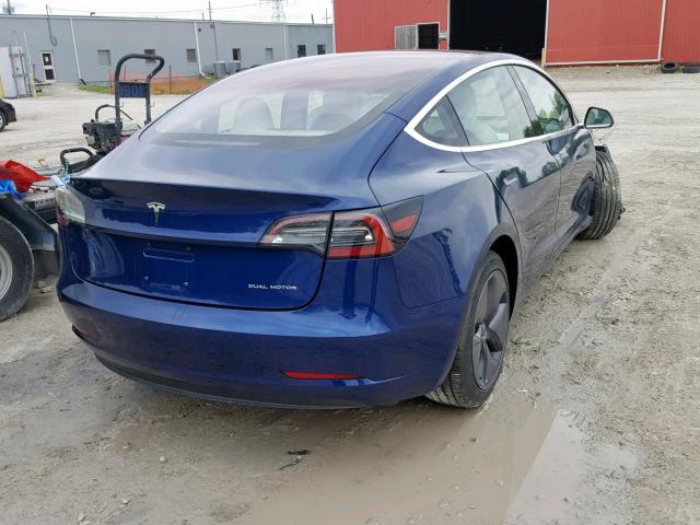 5YJ3E1EBXJF108093 - 2018 TESLA MODEL 3 BLUE photo 4