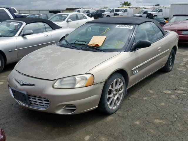 1C3EL45RX2N287868 - 2002 CHRYSLER SEBRING LX GOLD photo 2