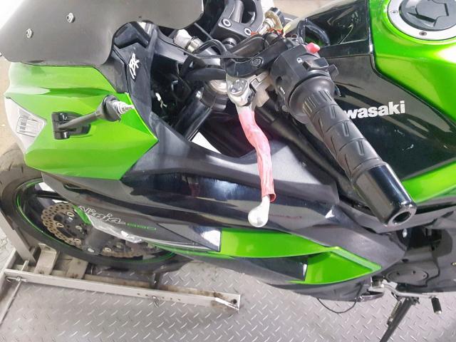 JKAEXEE17GDA20956 - 2016 KAWASAKI EX650 E GREEN photo 13