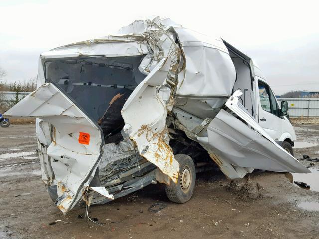 WDYPE8CC0B5546974 - 2011 FREIGHTLINER SPRINTER 2 WHITE photo 4