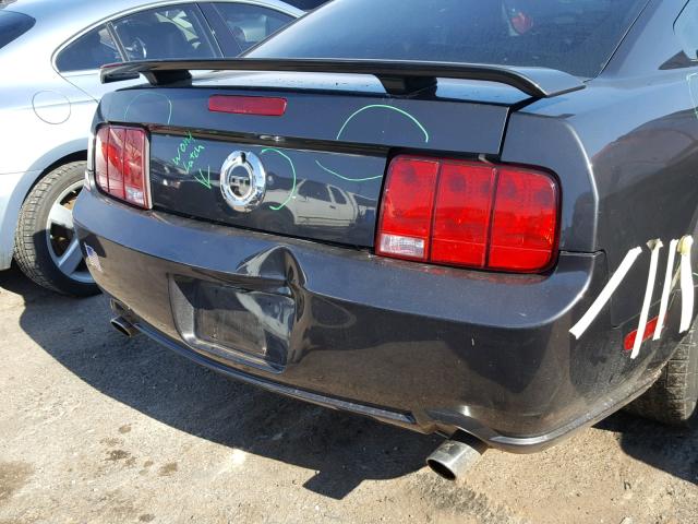 1ZVFT82H175220910 - 2007 FORD MUSTANG GT BLACK photo 9