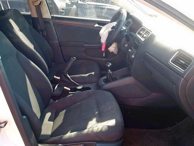 3VW1K7AJ1CM343509 - 2012 VOLKSWAGEN JETTA BASE WHITE photo 5