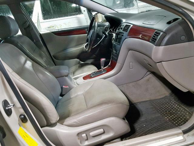 JTHBF30G920016477 - 2002 LEXUS ES 300 BEIGE photo 5