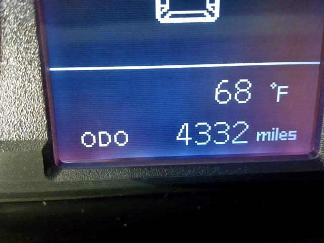 JTEBU5JR9J5595700 - 2018 TOYOTA 4RUNNER SR WHITE photo 8