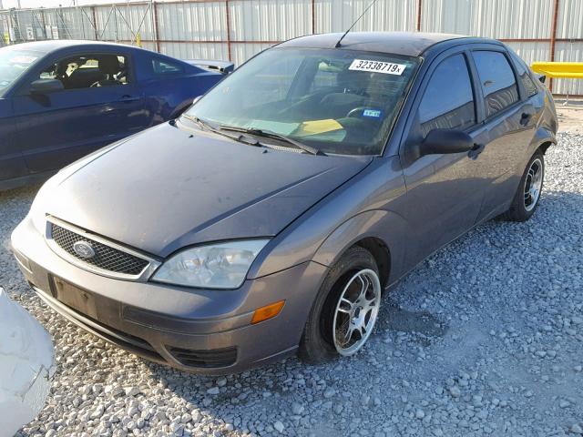 1FAFP34N77W201694 - 2007 FORD FOCUS ZX4 GRAY photo 2