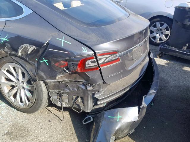 5YJSA1E20GF176676 - 2016 TESLA MODEL S გრაფიტი ფოტო 9