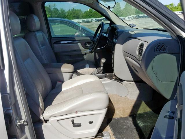 1GKDS13S262300297 - 2006 GMC ENVOY SILVER photo 5