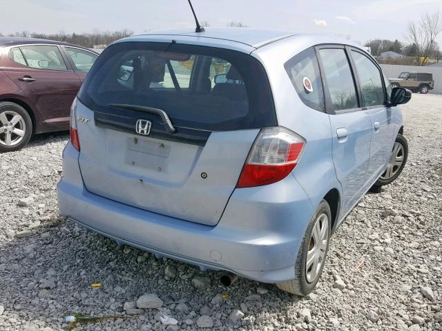 JHMGE8H24AC017662 - 2010 HONDA FIT BLUE photo 4