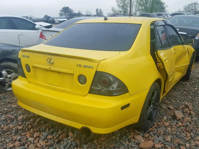 JTHBD192530070023 - 2003 LEXUS IS 300 YELLOW photo 4