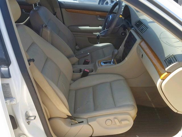WAUAF78E85A556101 - 2005 AUDI A4 2.0T WHITE photo 5