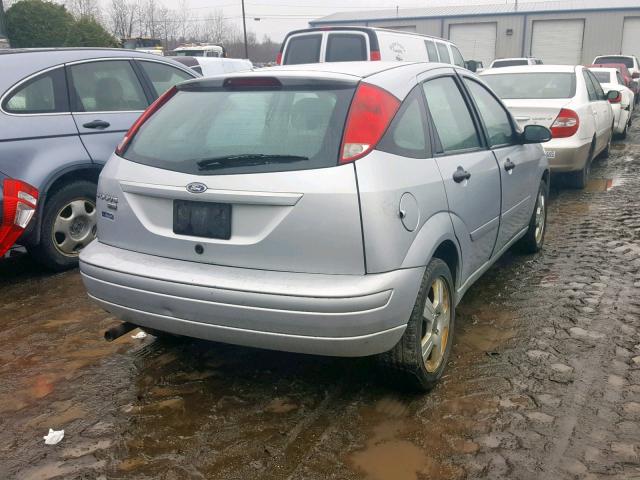 1FAHP37N37W170044 - 2007 FORD FOCUS ZX5 SILVER photo 4