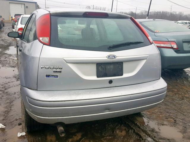 1FAHP37N37W170044 - 2007 FORD FOCUS ZX5 SILVER photo 9