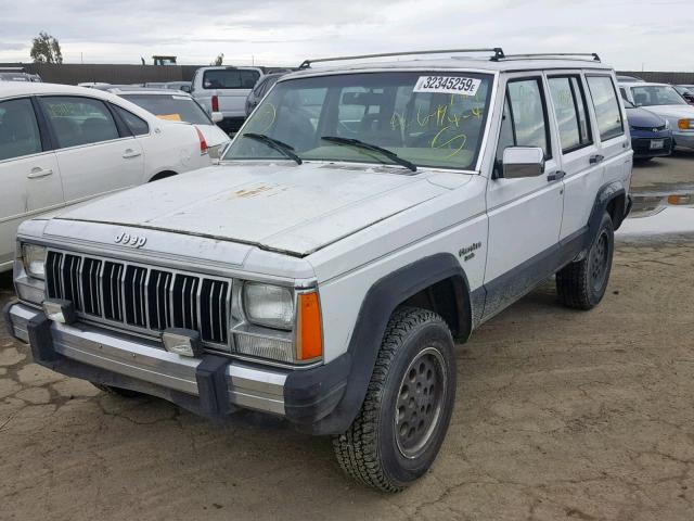 1J4FJ58L8LL164774 - 1990 JEEP CHEROKEE L WHITE photo 2