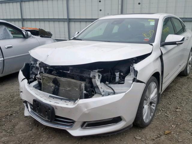 2G1145S33H9101427 - 2017 CHEVROLET IMPALA PRE WHITE photo 2