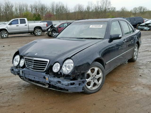 WDBJF65J62B447378 - 2002 MERCEDES-BENZ E 320 BLACK photo 2