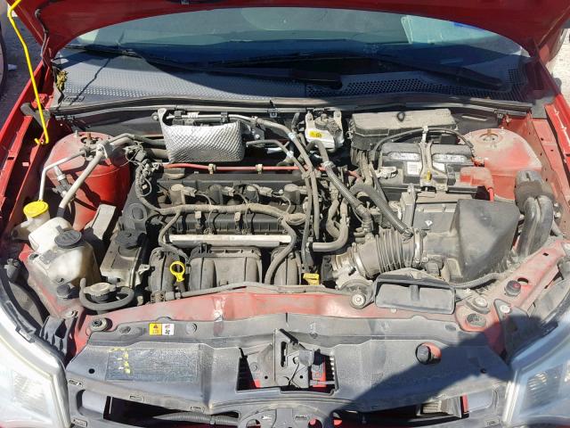 1FAHP32N58W135546 - 2008 FORD FOCUS S/SE RED photo 7