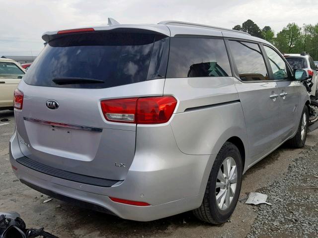 KNDMB5C16H6240823 - 2017 KIA SEDONA LX SILVER photo 4