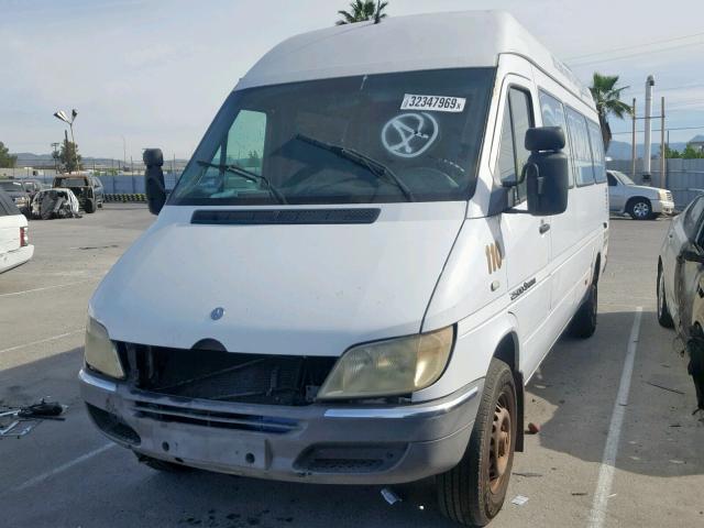 WD5PD744745656392 - 2004 SPRINTER 2500 SPRIN WHITE photo 2