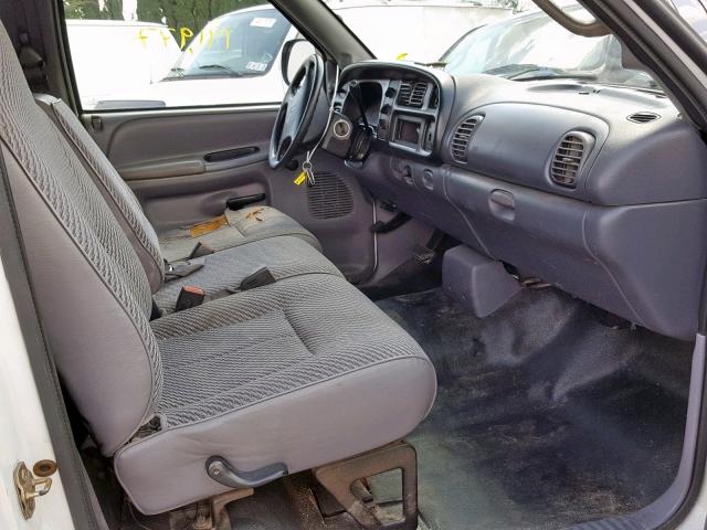 3B7KC26Z5WM257680 - 1998 DODGE RAM 2500 WHITE photo 5