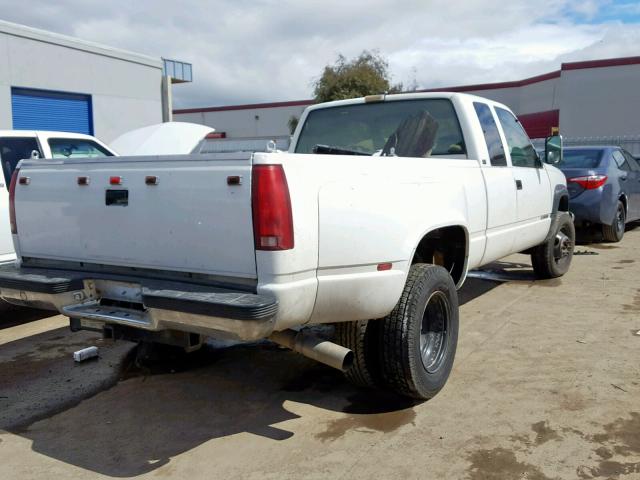 2GTHK39F6P1515024 - 1993 GMC SIERRA K35 WHITE photo 4