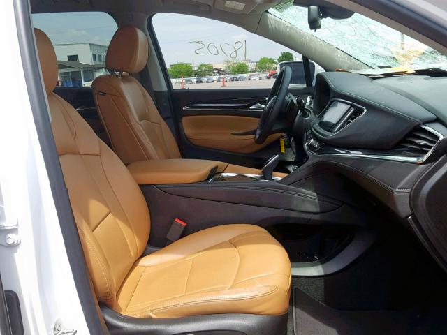 5GAERBKWXJJ215908 - 2018 BUICK ENCLAVE ES WHITE photo 5