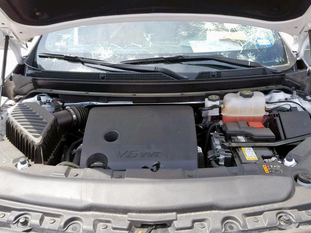 5GAERBKWXJJ215908 - 2018 BUICK ENCLAVE ES WHITE photo 7