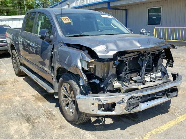 1N6AA1E56JN546797 - 2018 NISSAN TITAN SV CHARCOAL photo 1