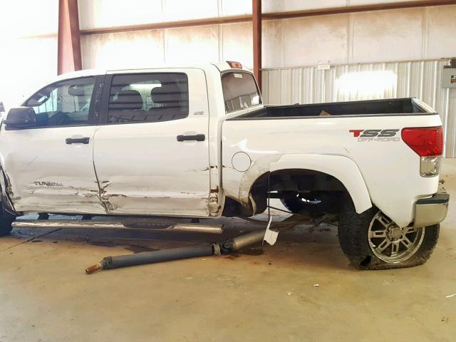 5TFEY5F14DX141694 - 2013 TOYOTA TUNDRA CRE WHITE photo 9