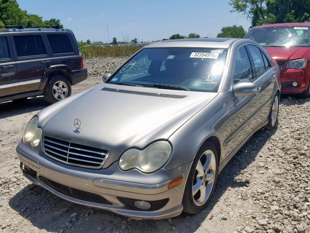 WDBRF40J35F660414 - 2005 MERCEDES-BENZ C 230K SPO SILVER photo 2