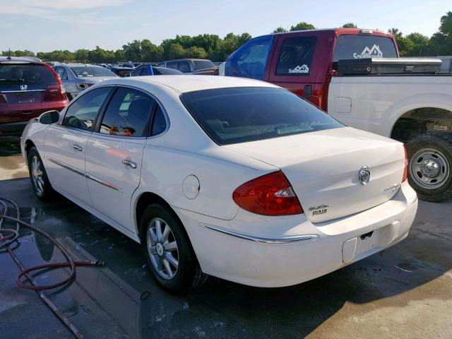 2G4WD582981195979 - 2008 BUICK LACROSSE C WHITE photo 3