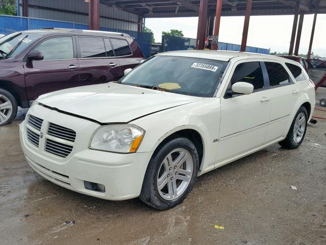 2D4FV48V25H680797 - 2005 DODGE MAGNUM SXT CREAM photo 2