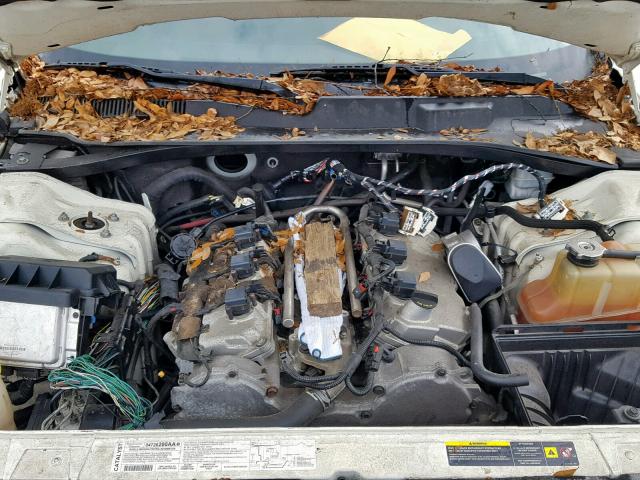 2D4FV48V25H680797 - 2005 DODGE MAGNUM SXT CREAM photo 7