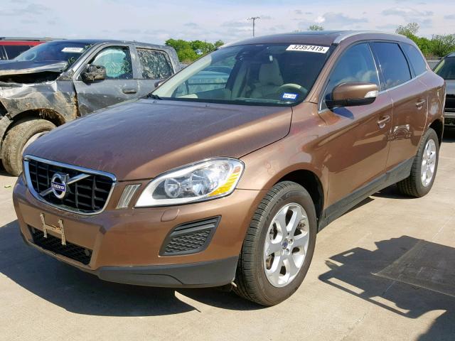 YV4952DL3D2393654 - 2013 VOLVO XC60 3.2 BROWN photo 2