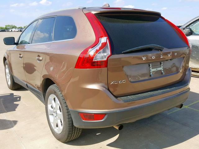 YV4952DL3D2393654 - 2013 VOLVO XC60 3.2 BROWN photo 3