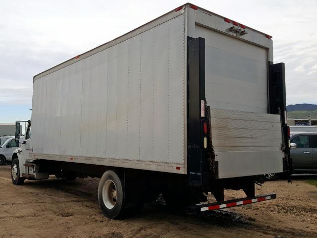 1FVACXDC07HY83882 - 2007 FREIGHTLINER M2 106 MED WHITE photo 3