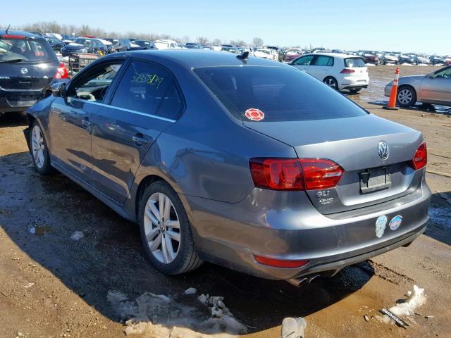 3VW5A7AJ7DM260415 - 2013 VOLKSWAGEN JETTA GLI GRAY photo 3