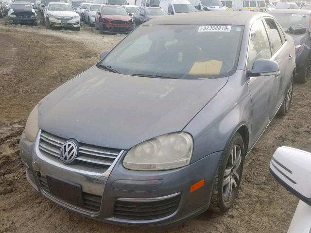 3VWDF71K15M605431 - 2005 VOLKSWAGEN NEW JETTA CHARCOAL photo 2