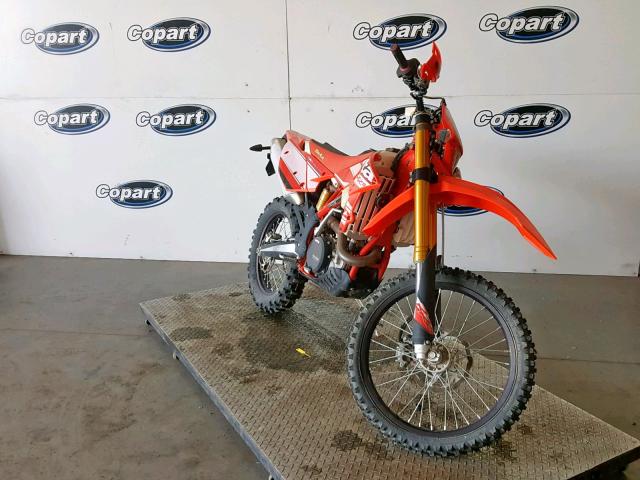 ZD3E31905H0340092 - 2017 BETA MOTORCYCLE RED photo 1