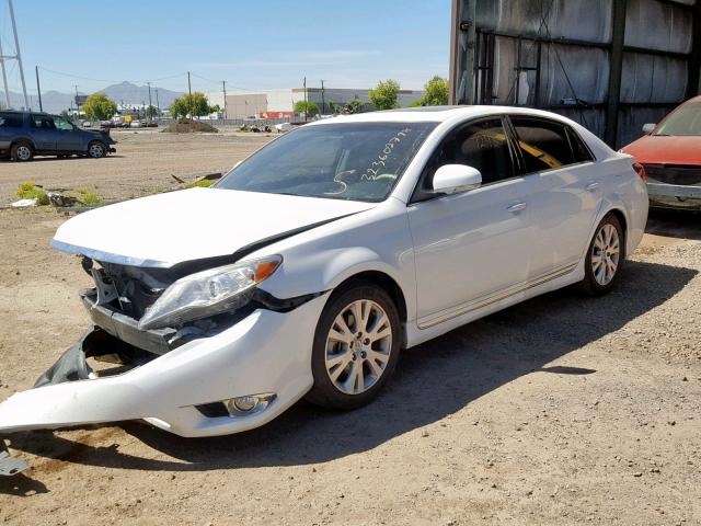 4T1BK3DBXBU388961 - 2011 TOYOTA AVALON BAS WHITE photo 2