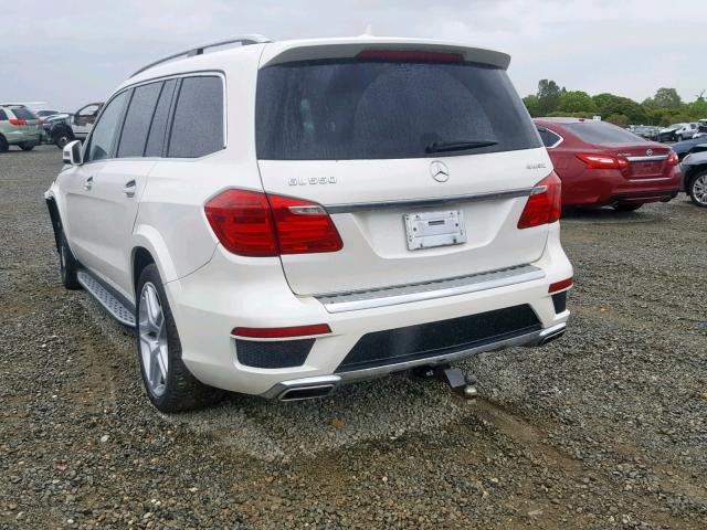 4JGDF7DE2DA244002 - 2013 MERCEDES-BENZ GL 550 4MA WHITE photo 3