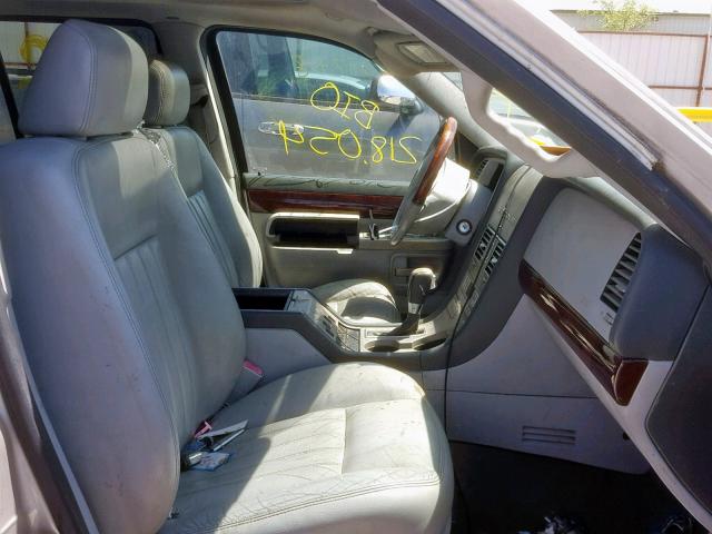 5LMEU88H94ZJ22353 - 2004 LINCOLN AVIATOR 银色 照片 5