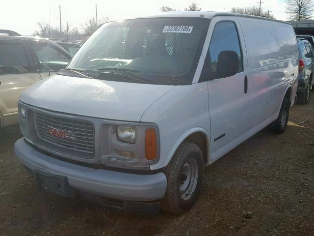 1GTFG15WXY1118152 - 2000 GMC SAVANA G15 WHITE photo 2