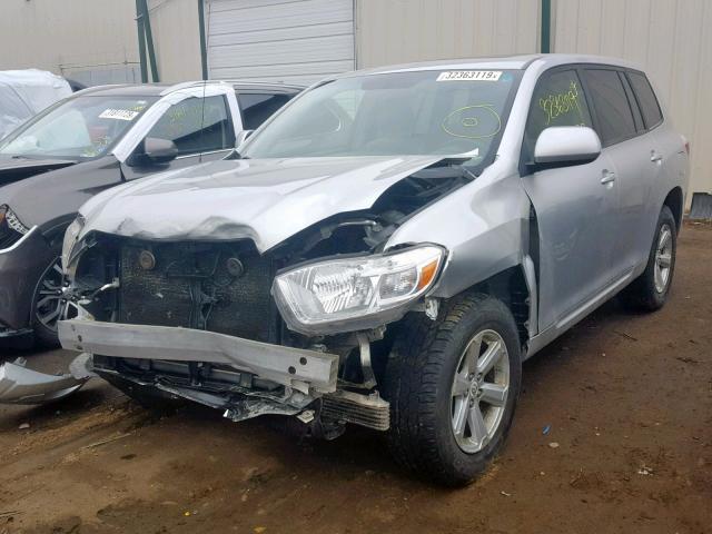 JTEES41A592130447 - 2009 TOYOTA HIGHLANDER SILVER photo 2