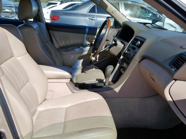 JT8BF28G315105882 - 2001 LEXUS ES 300 GOLD photo 5