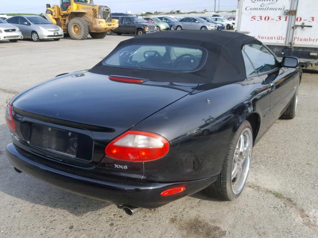 SAJJA42C4YNA02319 - 2000 JAGUAR XK8 BLACK photo 4