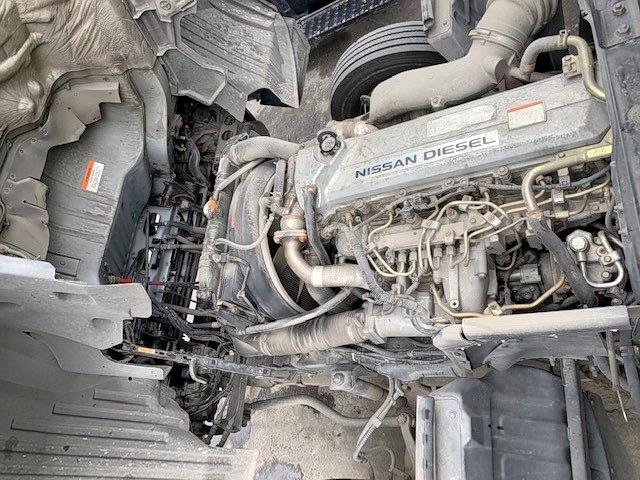 JNAMB80H36AH55331 - 2006 NISSAN DIESEL UD2000 WHITE photo 6