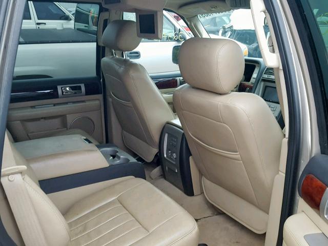 5LMFU28506LJ30130 - 2006 LINCOLN NAVIGATOR თაფლისფერი ფოტო 6